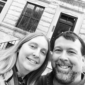 Meet your Posher, Courtney steve